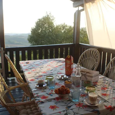 La Casa Del Sole Alojamento de Acomodação e Pequeno-almoço Momperone