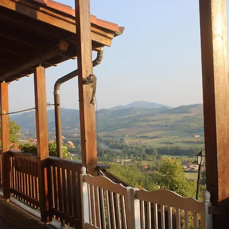 La Casa Del Sole Alojamento de Acomodação e Pequeno-almoço Momperone