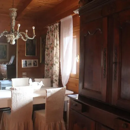 Alojamento de Acomodação e Pequeno-almoço La Casa Del Sole *