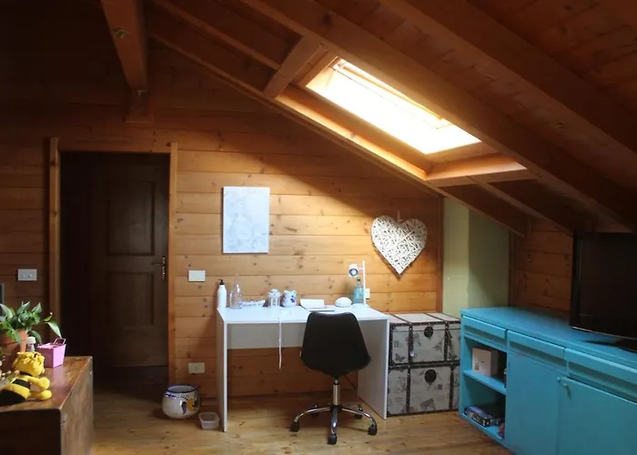 La Casa Del Sole Bed and Breakfast Momperone